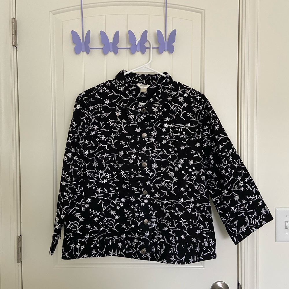 NWOT Christopher &‎ Banks women’s black white embroidered floral blazer jacket L